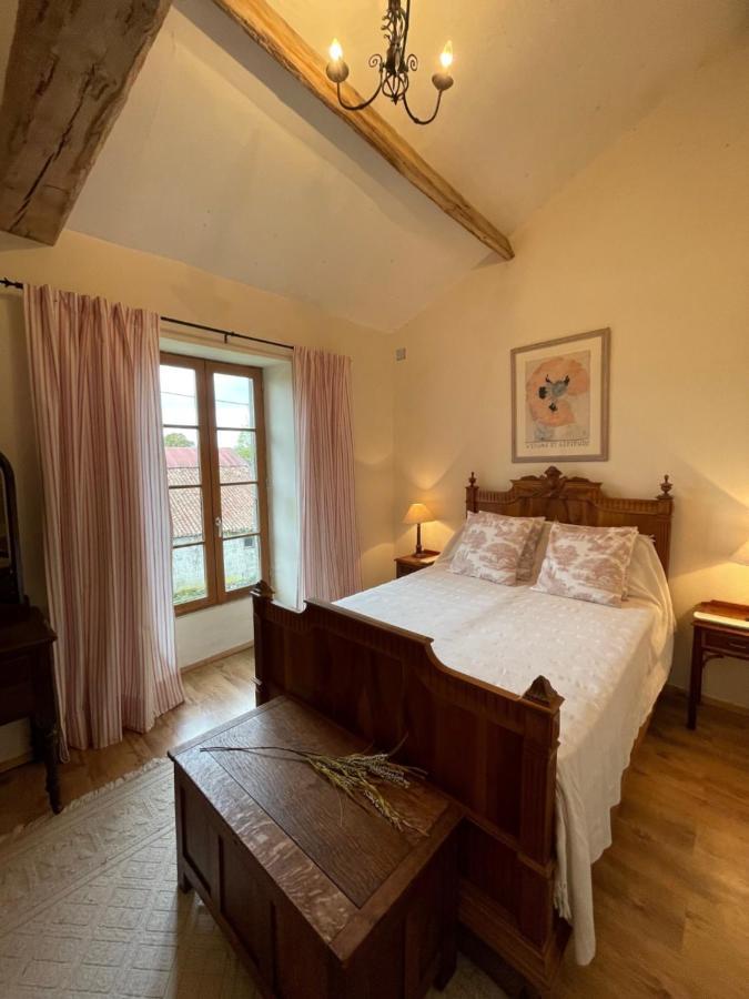 Beautiful Cottage With Private Plunge Pool/Hot Tub - 40 Mins From Puy Du Fou La Chapelle-Saint-Etienne Luaran gambar